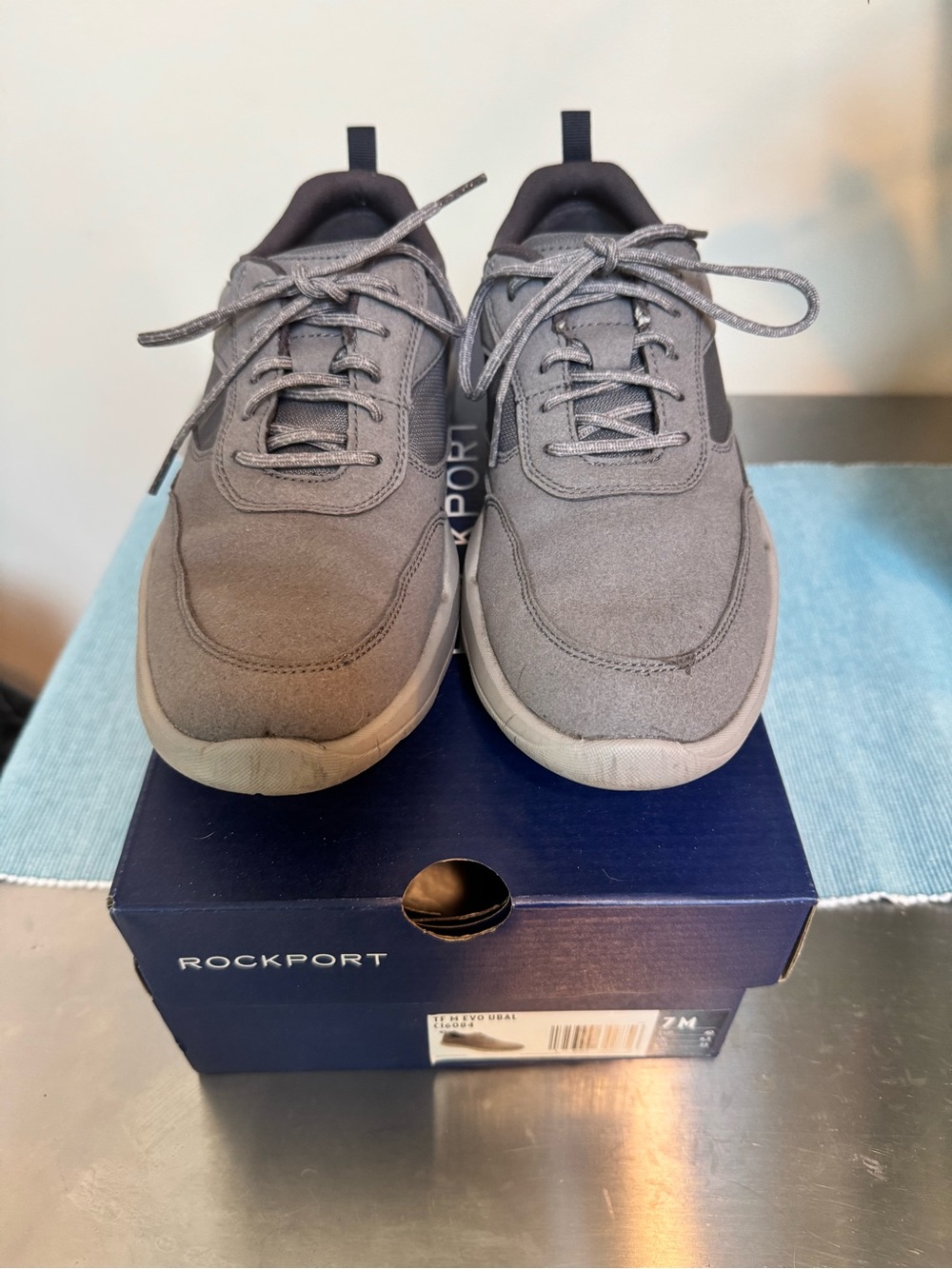Rockport Jonston Men's Gray Lace-Up Walking Shoes. Men’s 7